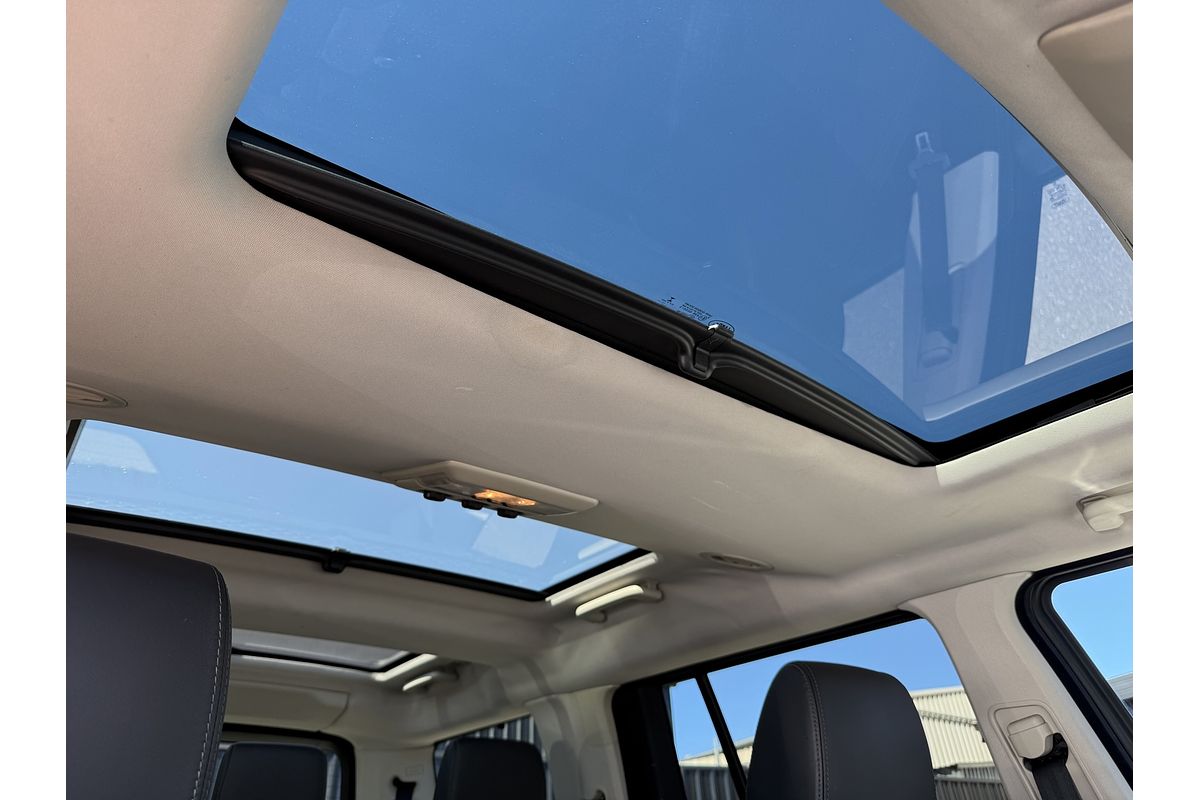 2014 Land Rover Discovery SDV6 HSE Series 4