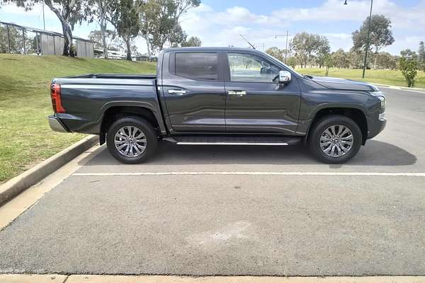 2025 Mitsubishi Triton GLS MV 4X4