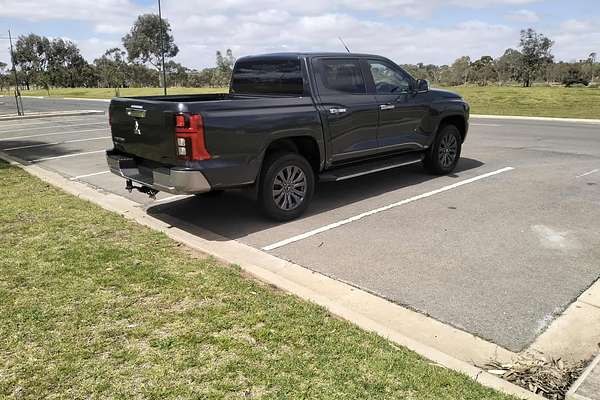 2025 Mitsubishi Triton GLS MV 4X4