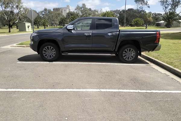 2025 Mitsubishi Triton GLS MV 4X4