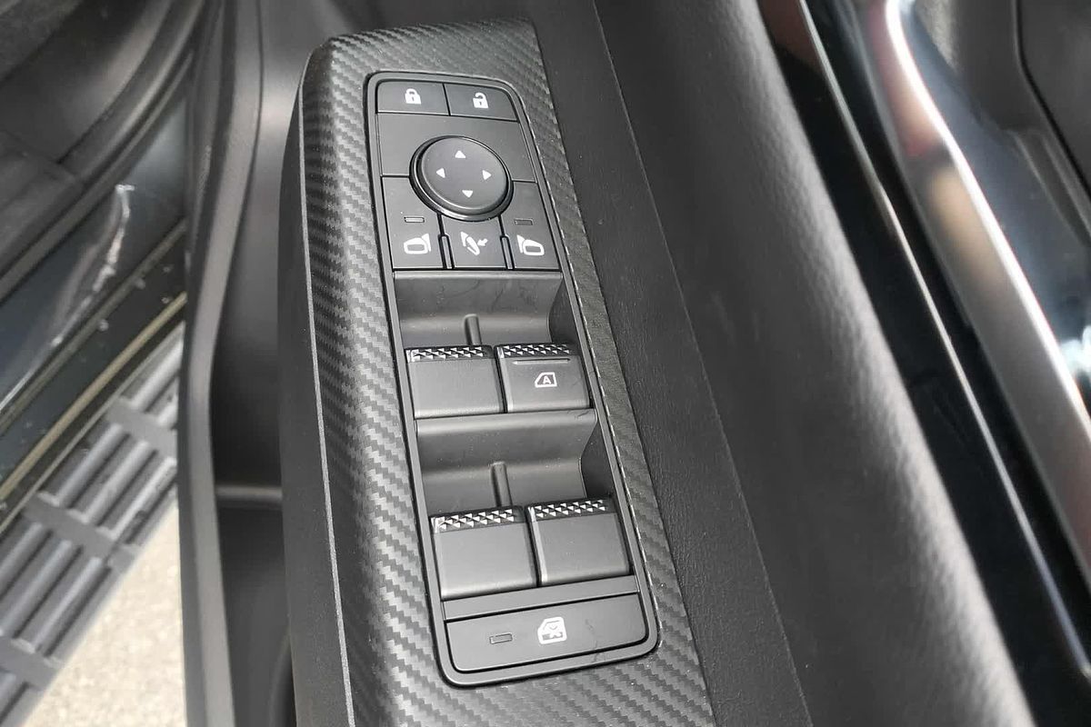 2025 Mitsubishi Triton GLS MV 4X4