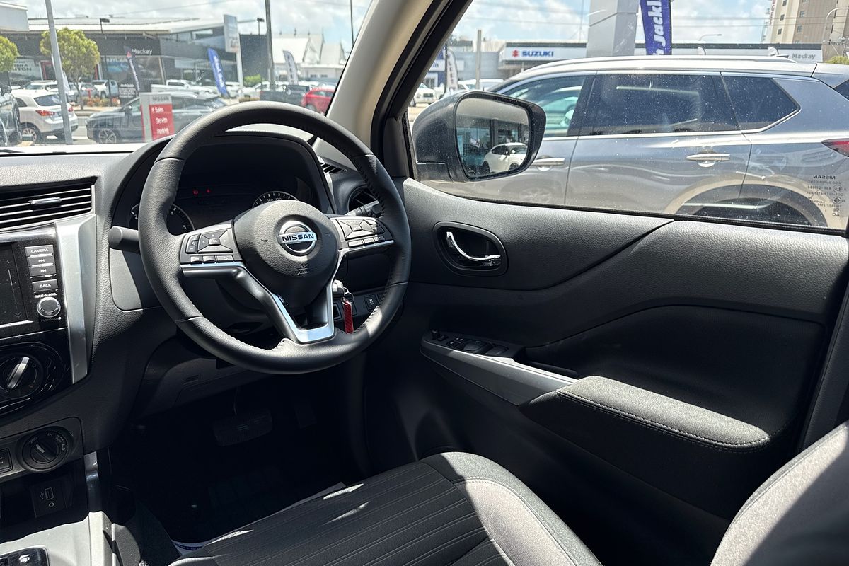 2025 Nissan Navara ST D23 4X4