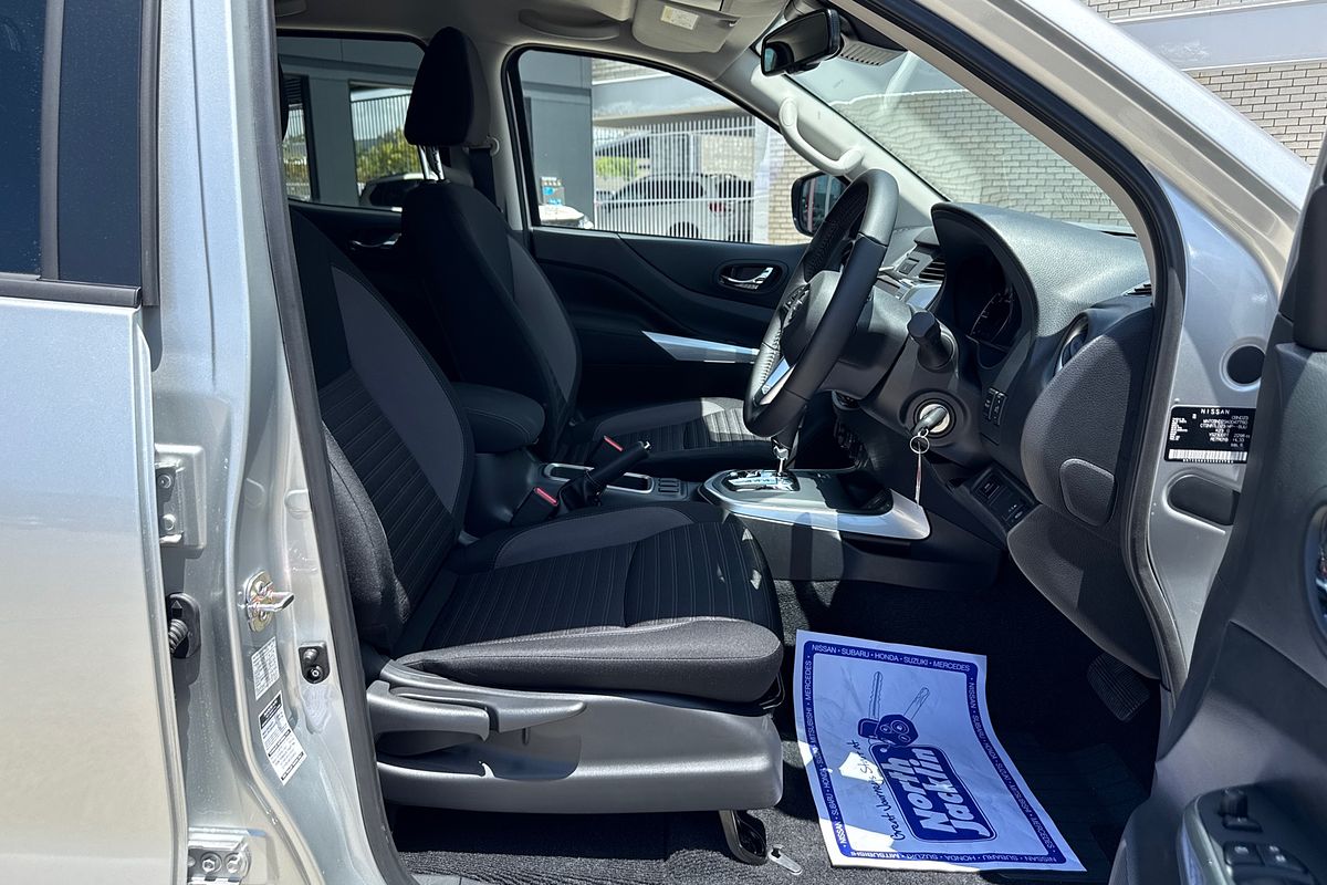 2025 Nissan Navara ST D23 4X4
