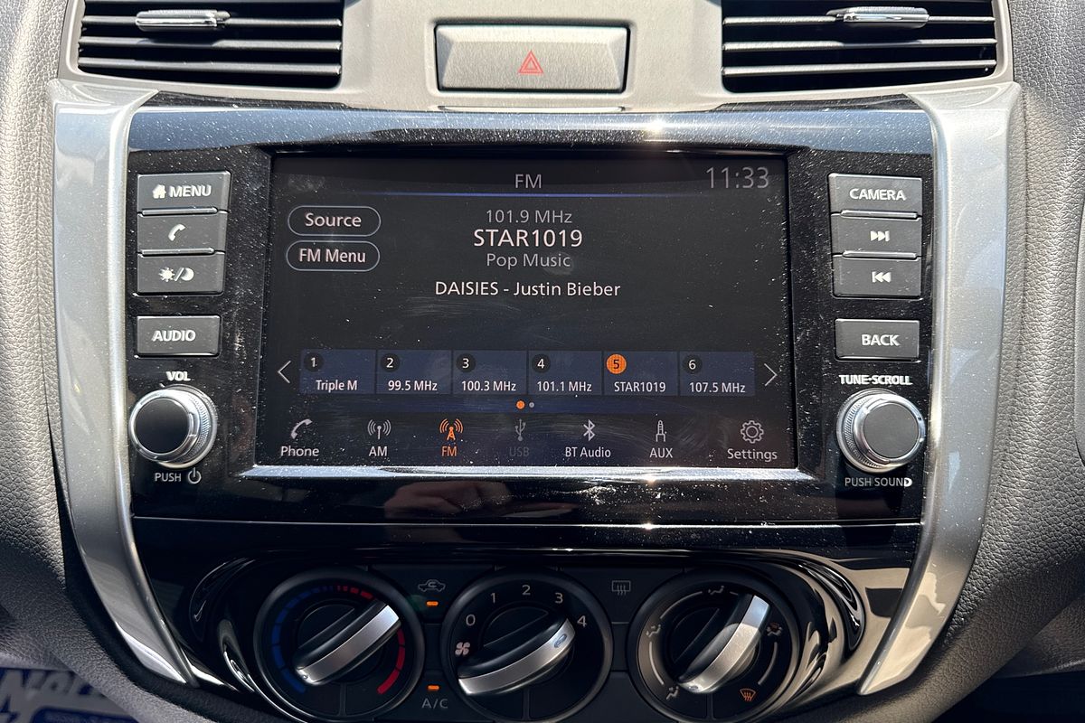 2025 Nissan Navara ST D23 4X4