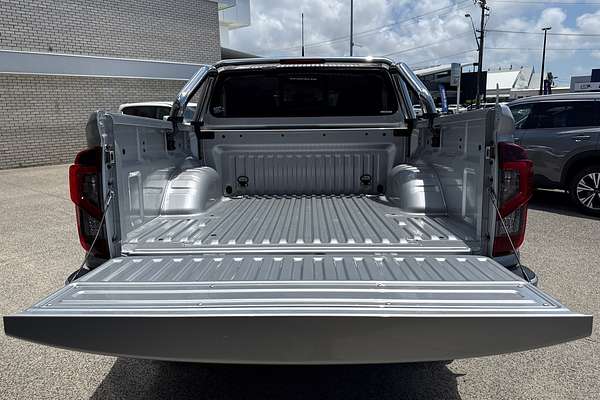 2025 Nissan Navara ST D23 4X4