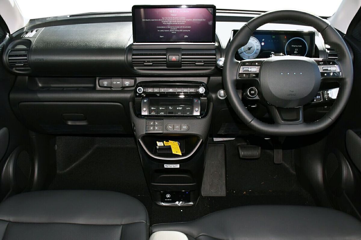 2025 Hyundai INSTER Cross AX.V1