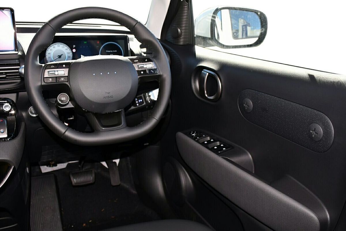 2025 Hyundai INSTER Cross AX.V1