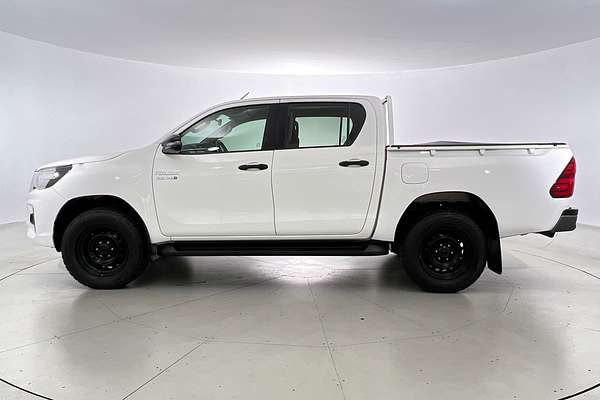 2019 Toyota Hilux SR GUN126R 4X4 thumb-1