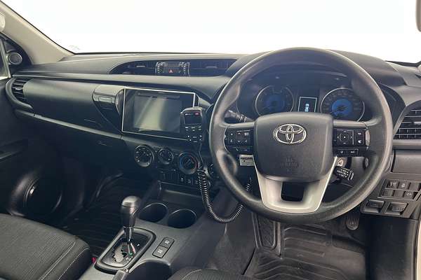 2019 Toyota Hilux SR GUN126R 4X4 thumb-10
