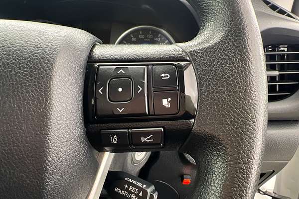 2019 Toyota Hilux SR GUN126R 4X4 thumb-12