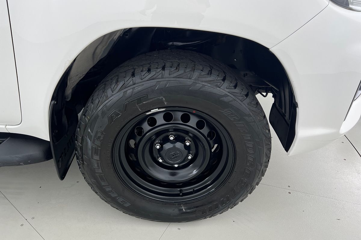 2019 Toyota Hilux SR GUN126R 4X4