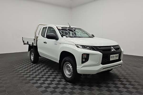 2020 Mitsubishi Triton GLX ADAS MR 4X4
