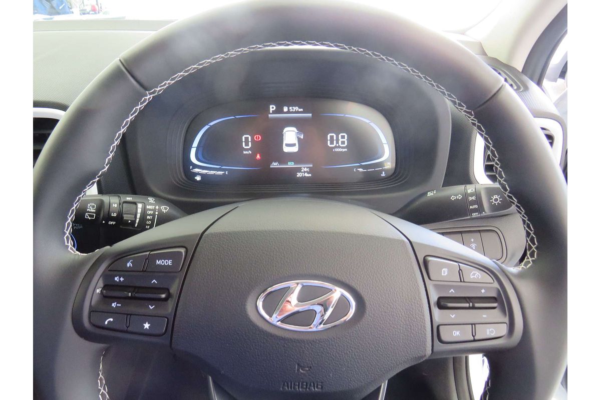 2025 Hyundai Venue Elite QX.V5