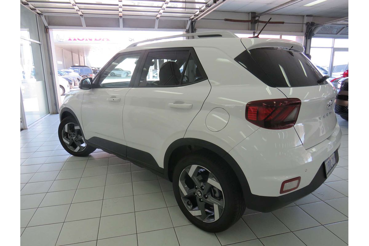 2025 Hyundai Venue Elite QX.V5
