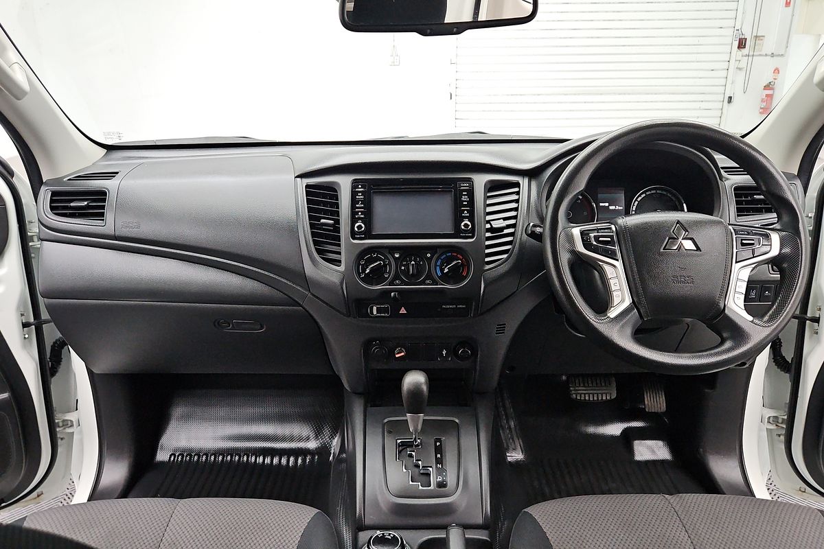 2020 Mitsubishi Triton GLX ADAS MR 4X4