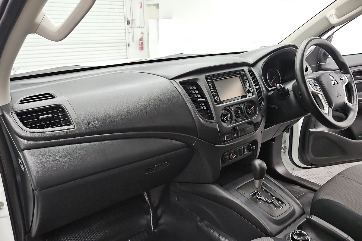 2020 Mitsubishi Triton GLX ADAS MR 4X4