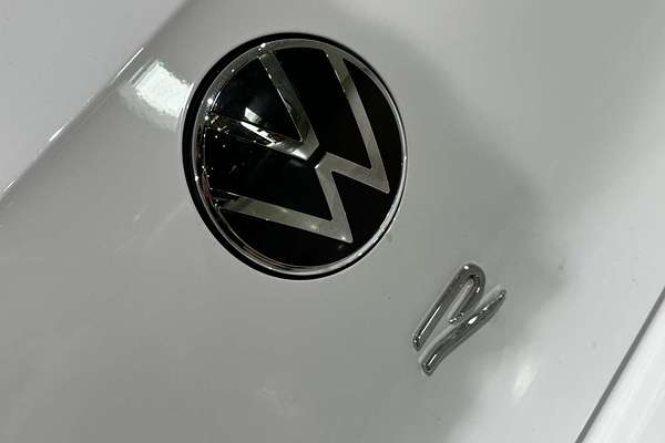 2023 Volkswagen Golf R 8