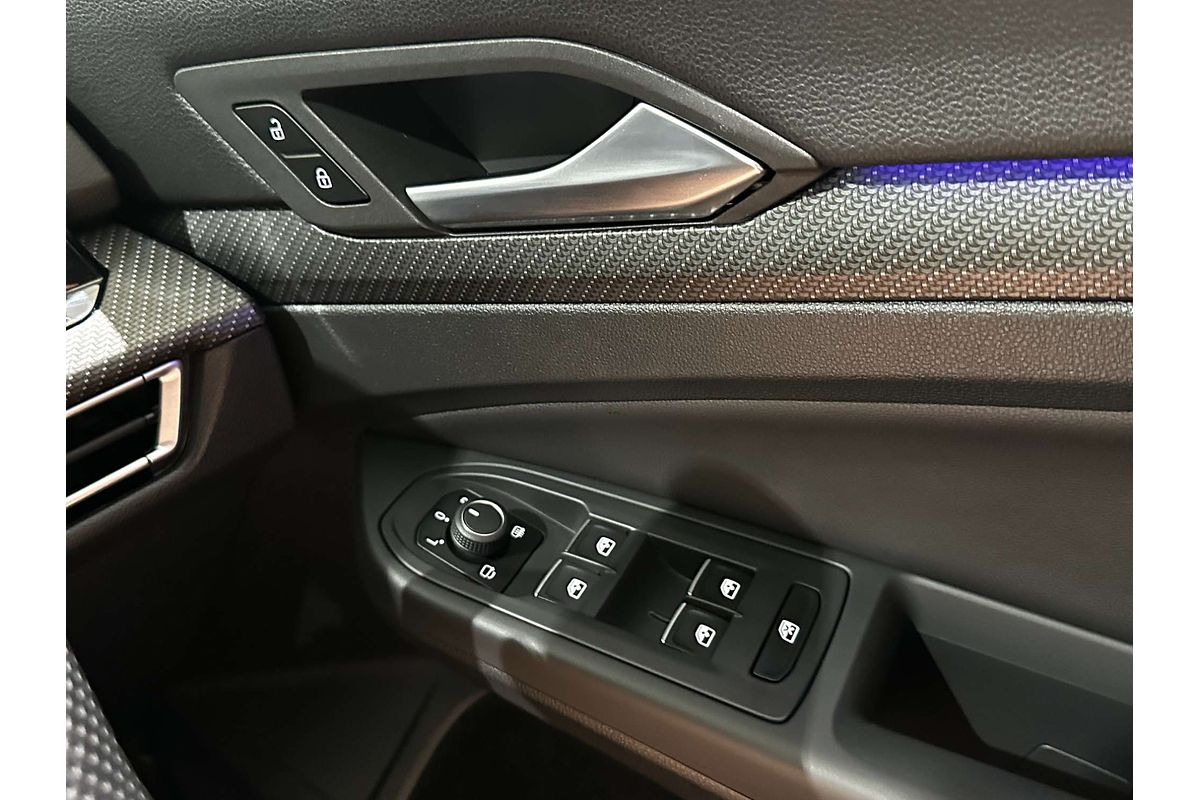 2023 Volkswagen Golf R 8