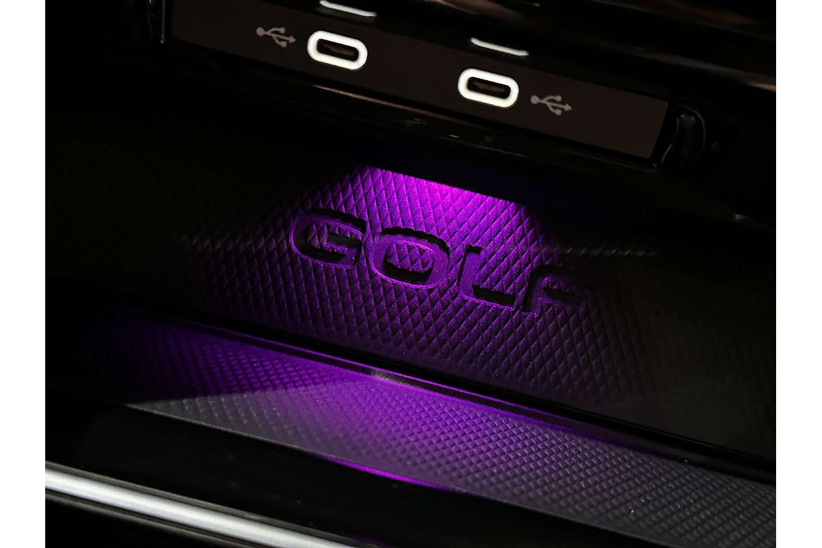 2023 Volkswagen Golf R 8