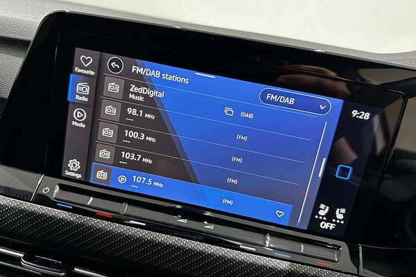 2023 Volkswagen Golf R 8