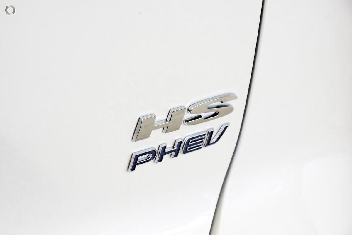 2025 MG HS Super Hybrid Essence AS33P