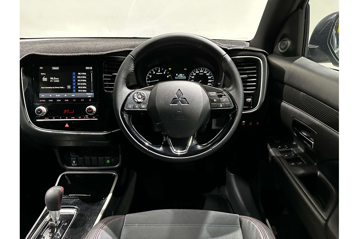 2021 Mitsubishi Outlander Black Edition ZL