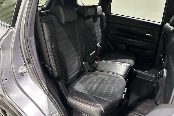2021 Mitsubishi Outlander Black Edition ZL