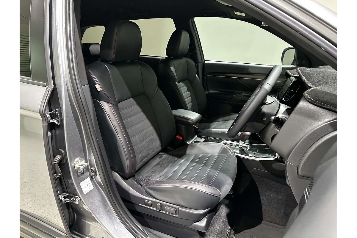 2021 Mitsubishi Outlander Black Edition ZL