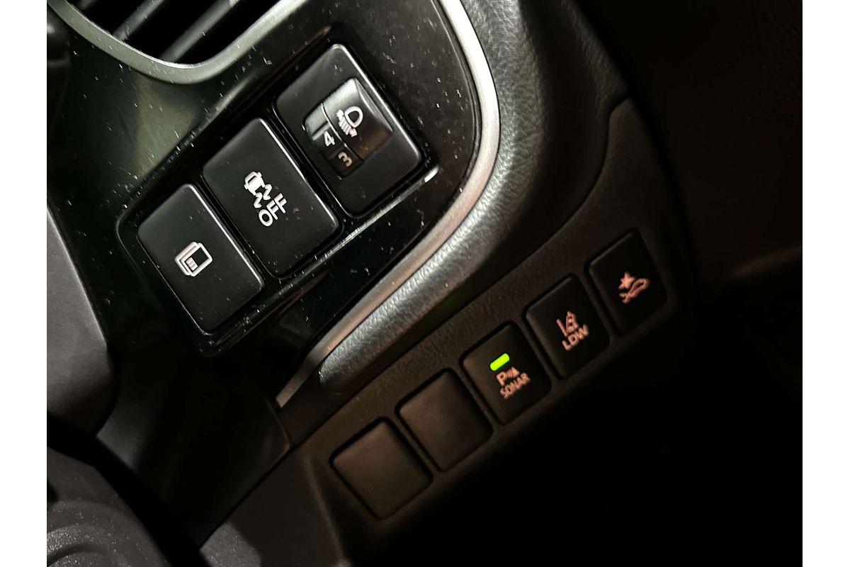 2021 Mitsubishi Outlander Black Edition ZL