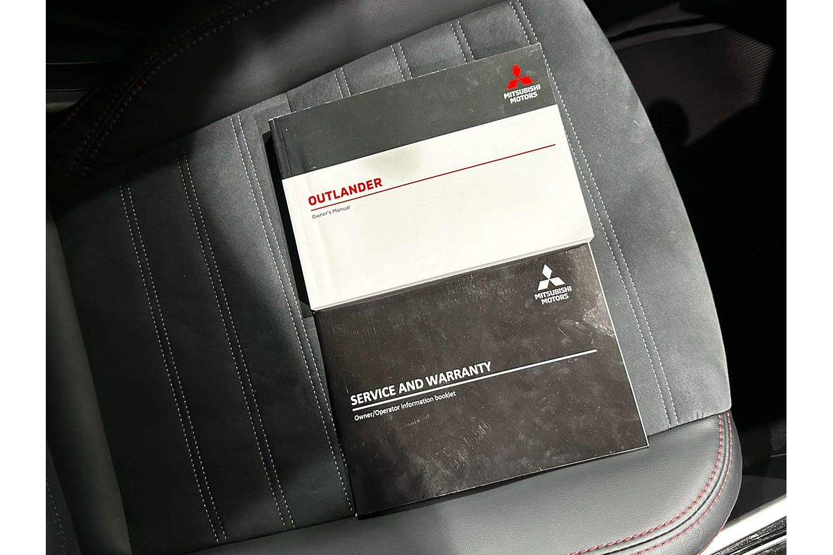 2021 Mitsubishi Outlander Black Edition ZL