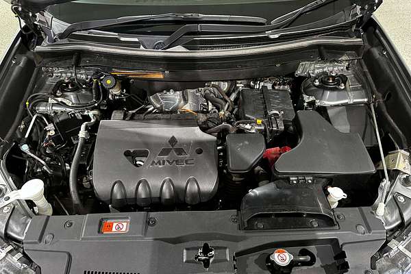 2021 Mitsubishi Outlander Black Edition ZL