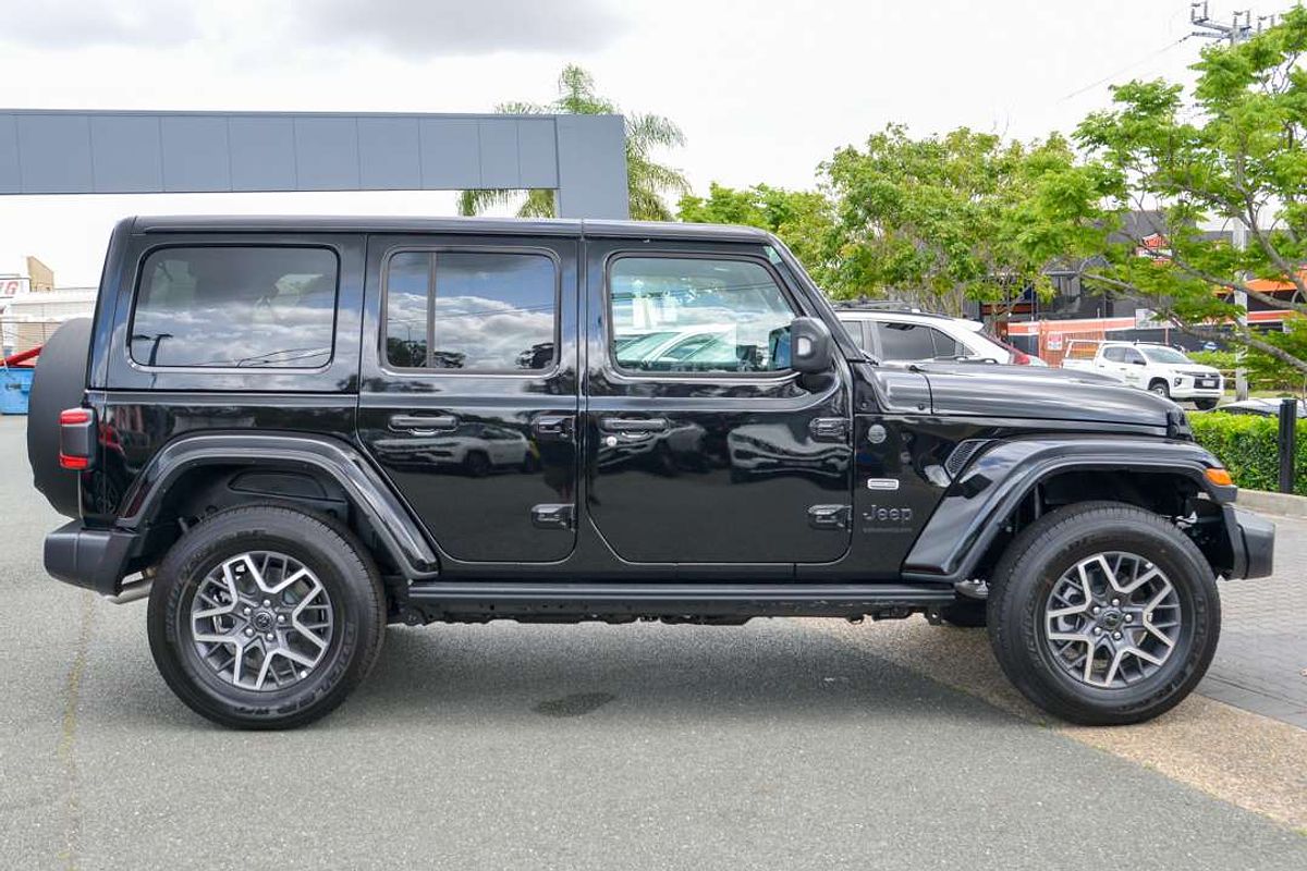 2024 Jeep Wrangler Unlimited Overland JL