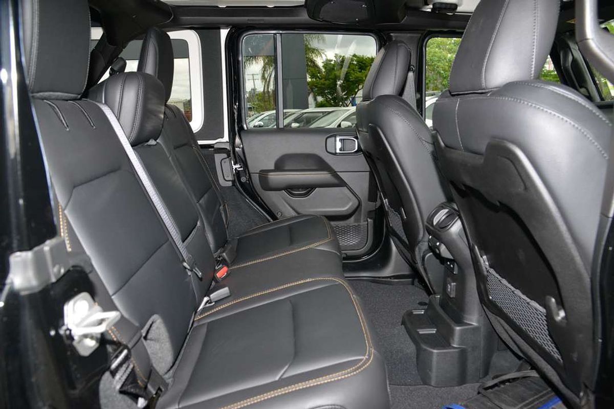 2024 Jeep Wrangler Unlimited Overland JL