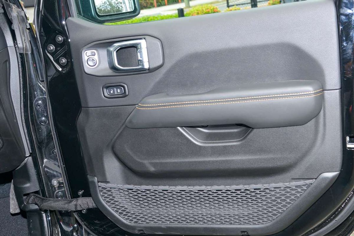 2024 Jeep Wrangler Unlimited Overland JL