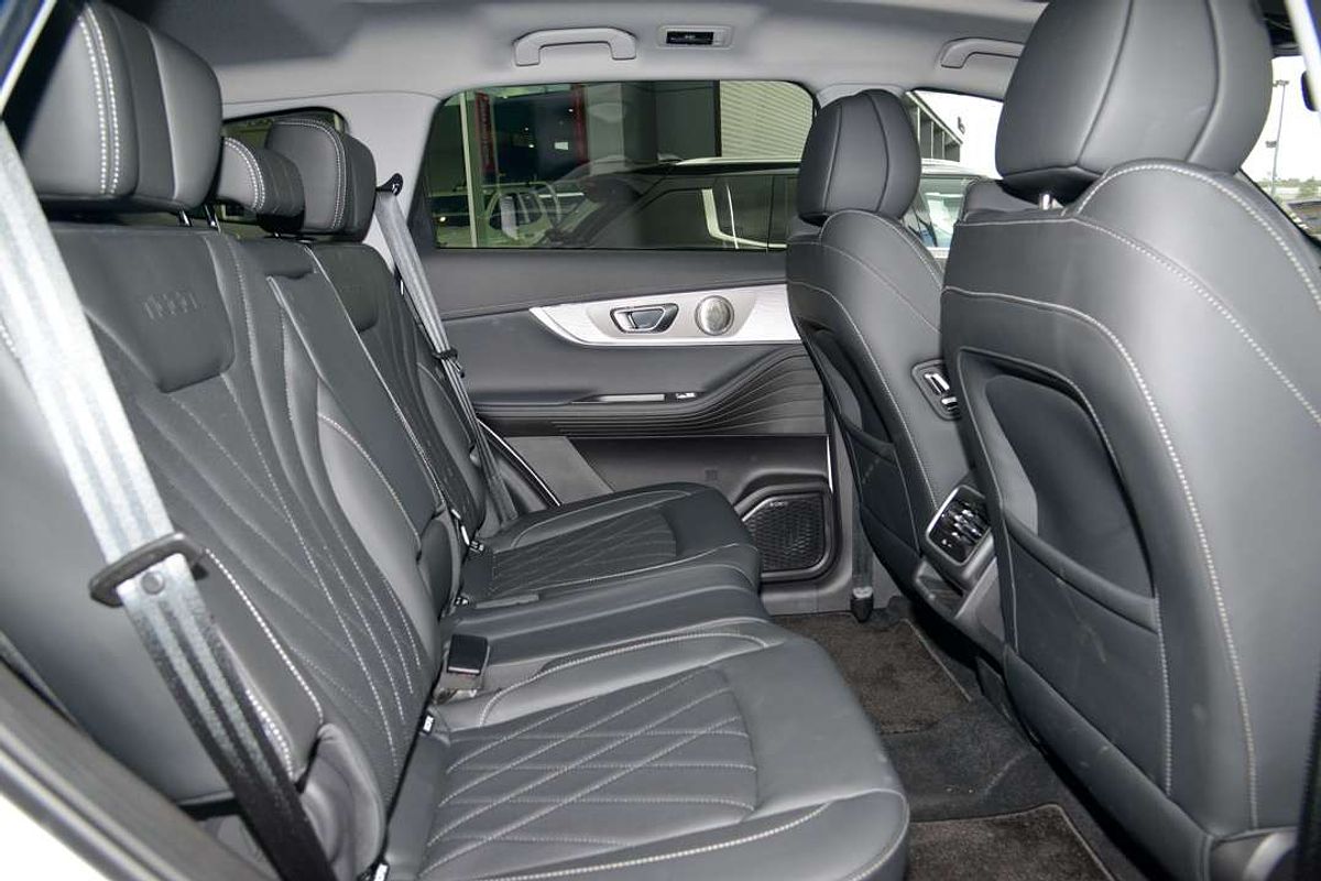 2025 Chery Tiggo 8 Pro Max Ultimate AWD