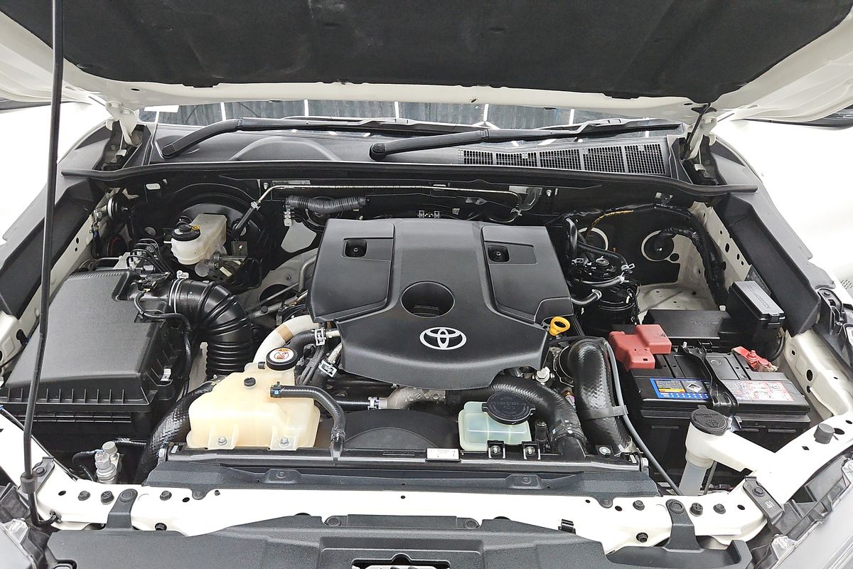 2021 Toyota Hilux SR GUN126R 4X4