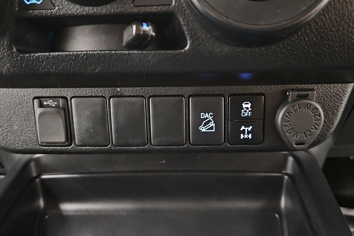 2021 Toyota Hilux SR GUN126R 4X4