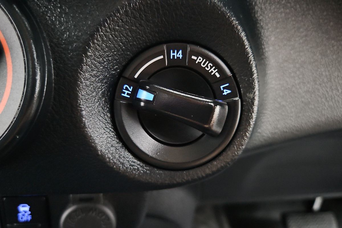 2021 Toyota Hilux SR GUN126R 4X4