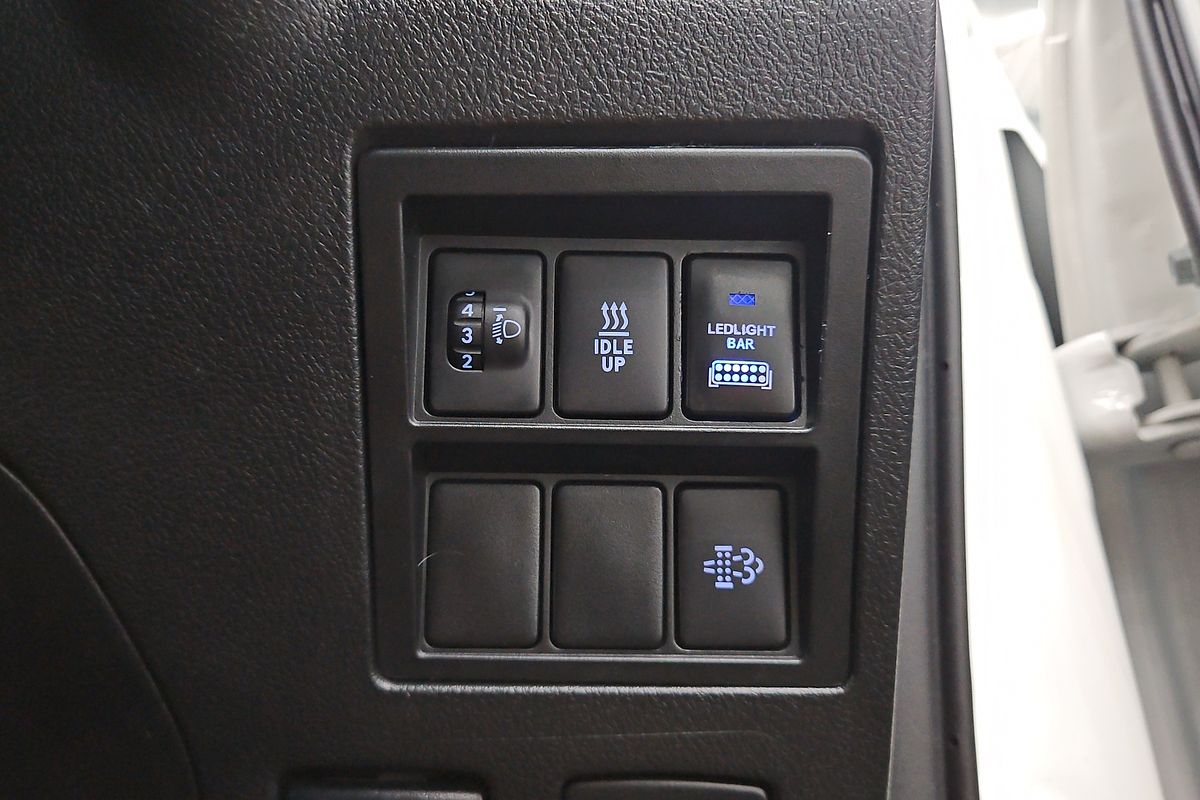 2021 Toyota Hilux SR GUN126R 4X4