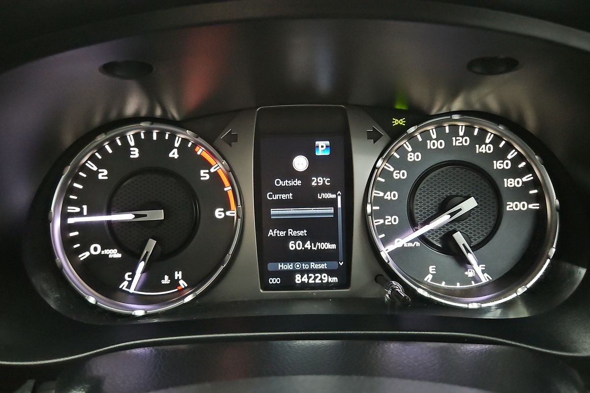 2021 Toyota Hilux SR GUN126R 4X4