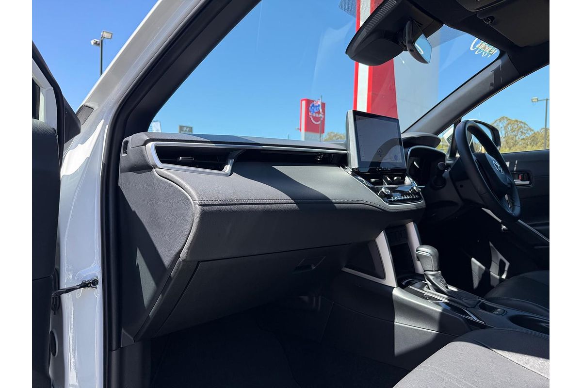 2022 Toyota Corolla Cross GXL MXGA10R