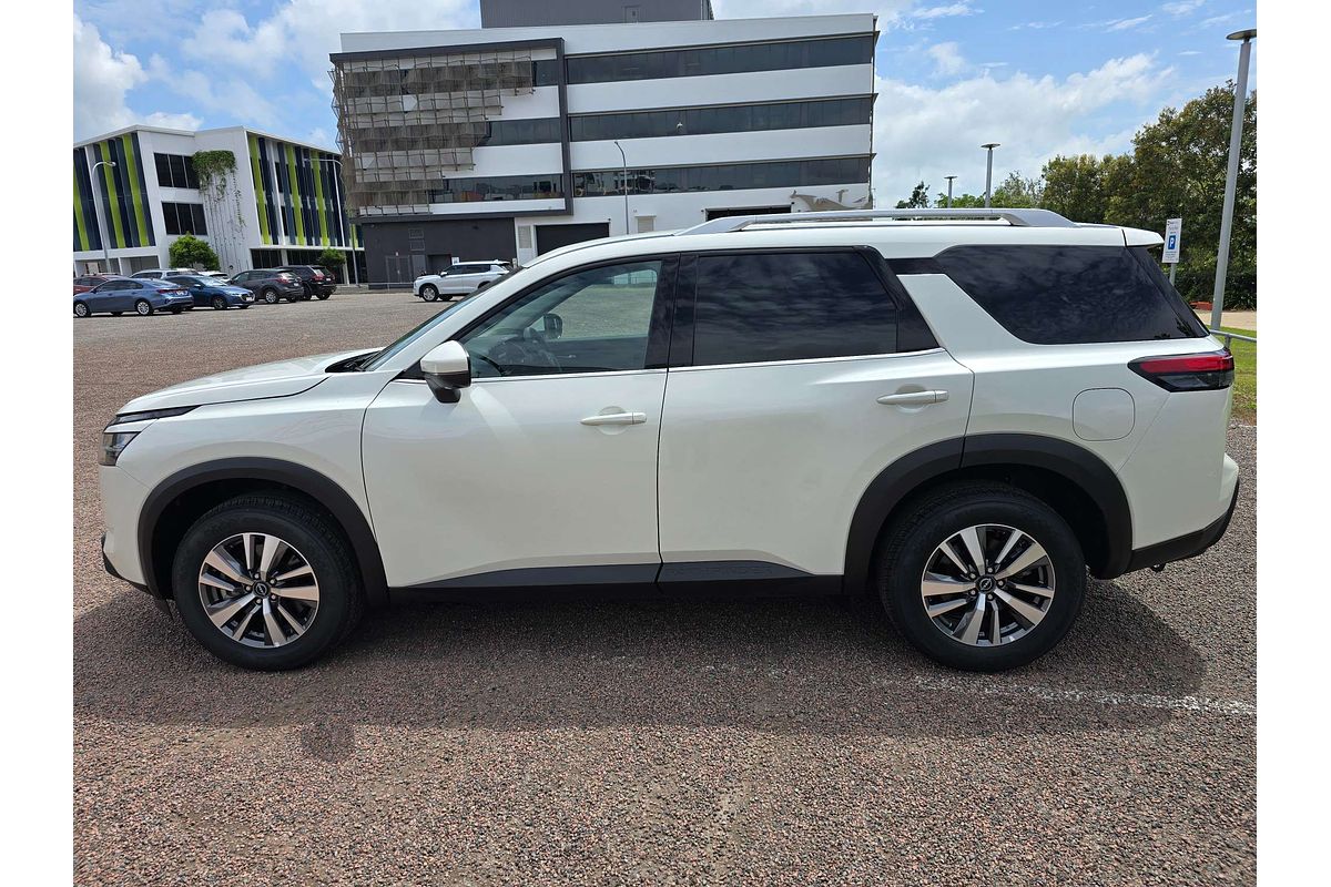 2024 Nissan Pathfinder Ti R53