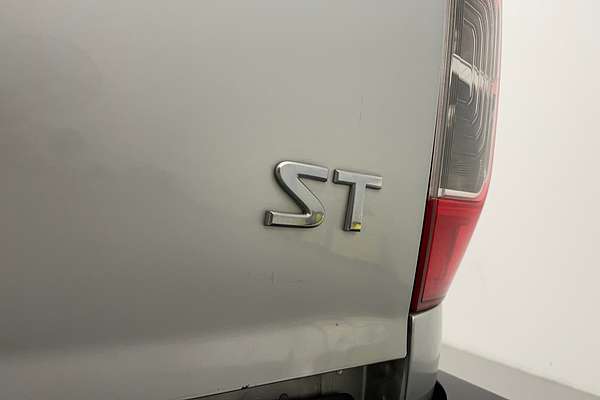 2020 Nissan Navara ST D23 Series 4 4X4