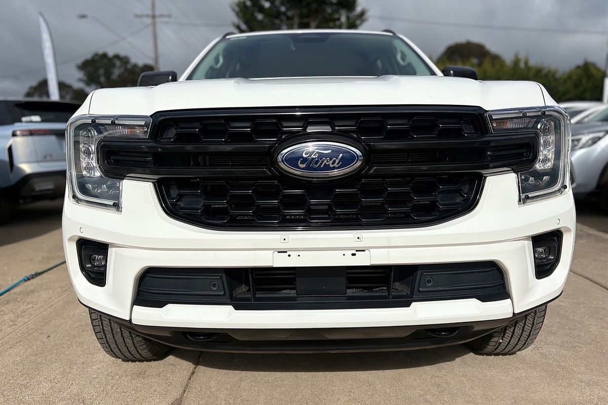 2023 Ford Everest Ambiente 2.0L