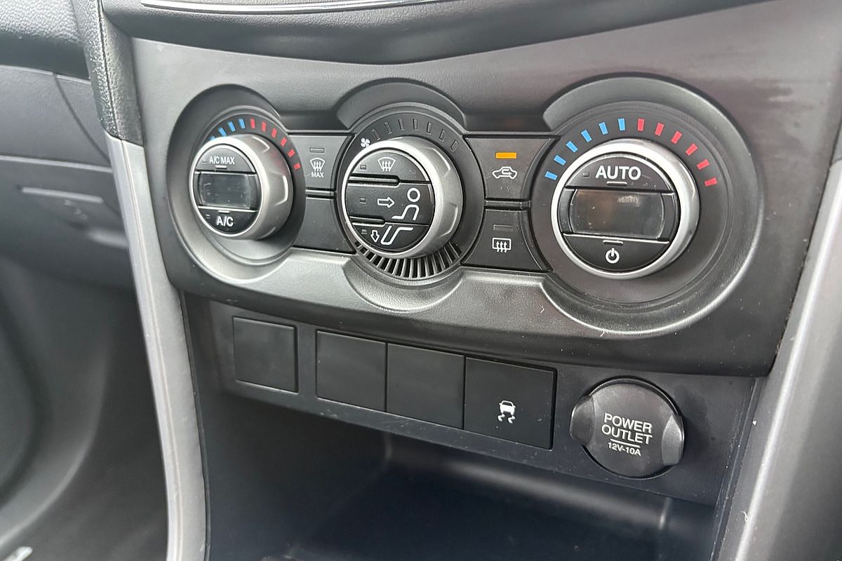 2016 Mazda BT-50 XTR Hi-Rider UR Rear Wheel Drive