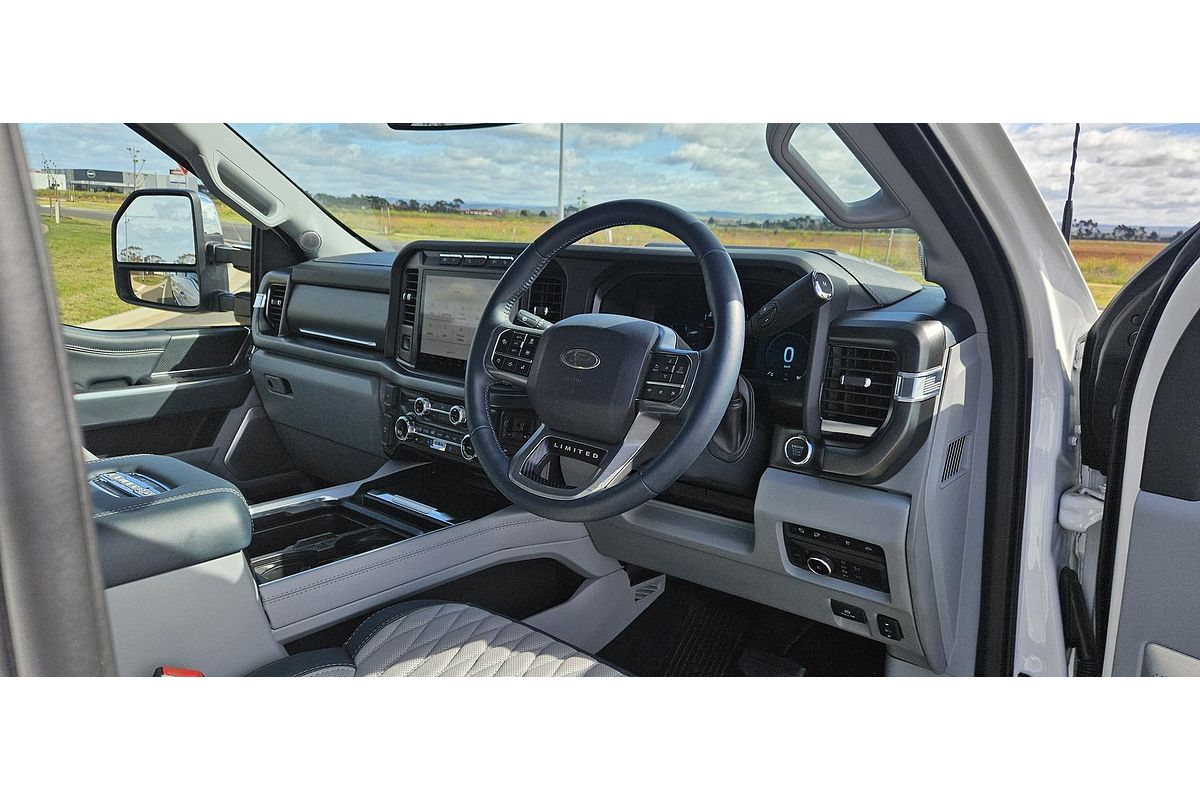 2024 Ford F350 Limited 4X4