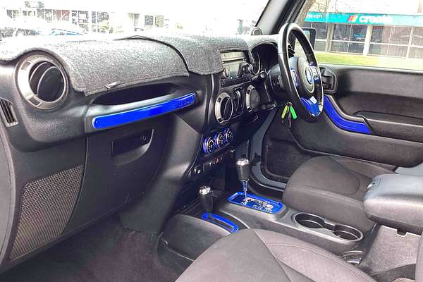 2013 Jeep Wrangler Sport JK