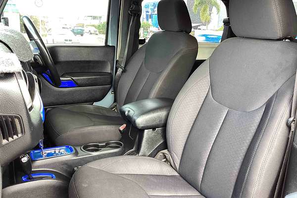 2013 Jeep Wrangler Sport JK