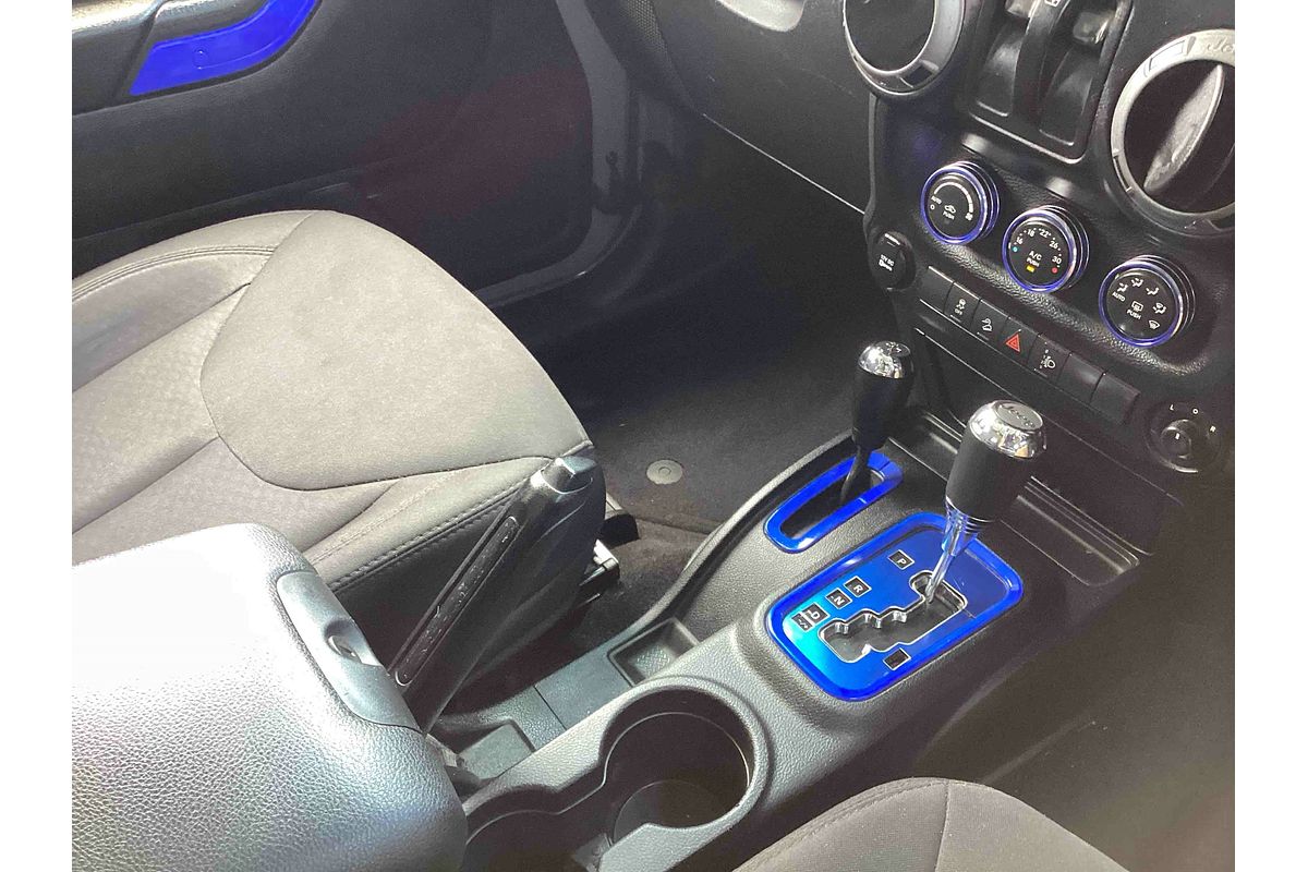 2013 Jeep Wrangler Sport JK