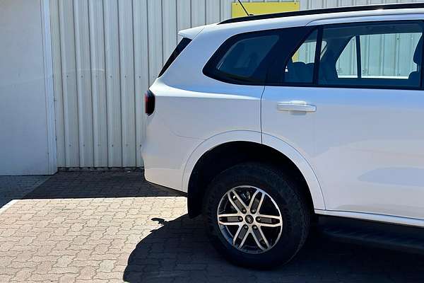 2024 Ford Everest Ambiente 2.0L